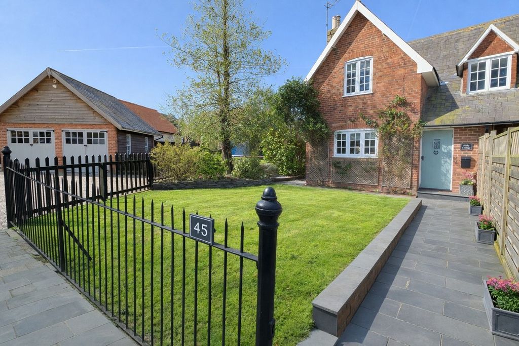 Property photo 2 of 16