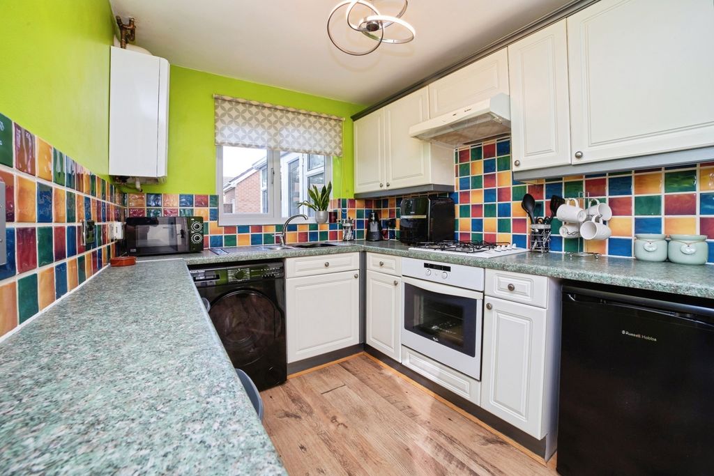 Property photo 3 of 20 Pbox-Img.Jpg