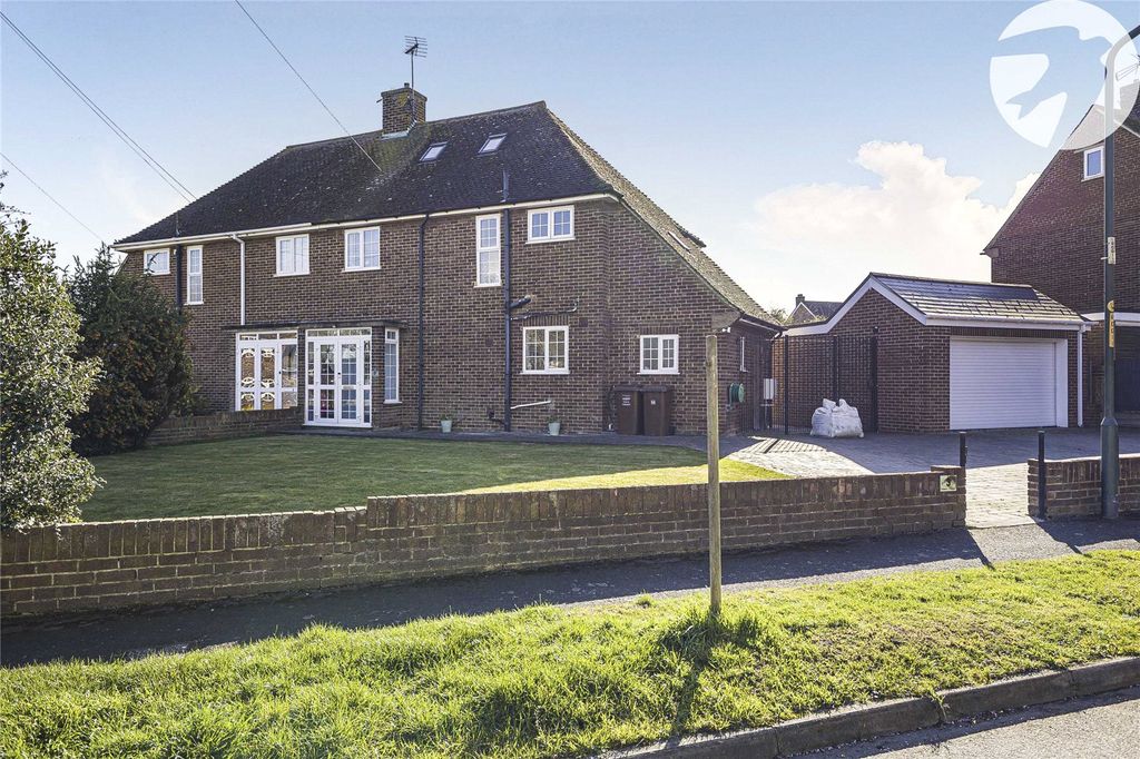 Property photo 1 of 21 Picture No. 13