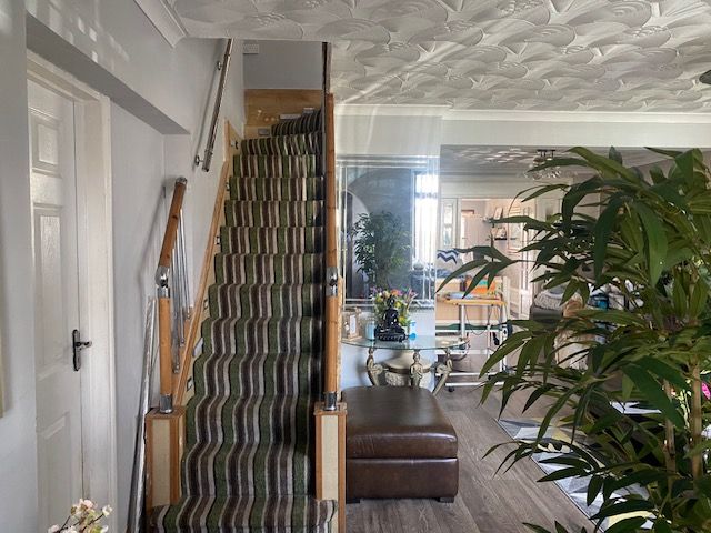 Property photo 2 of 22