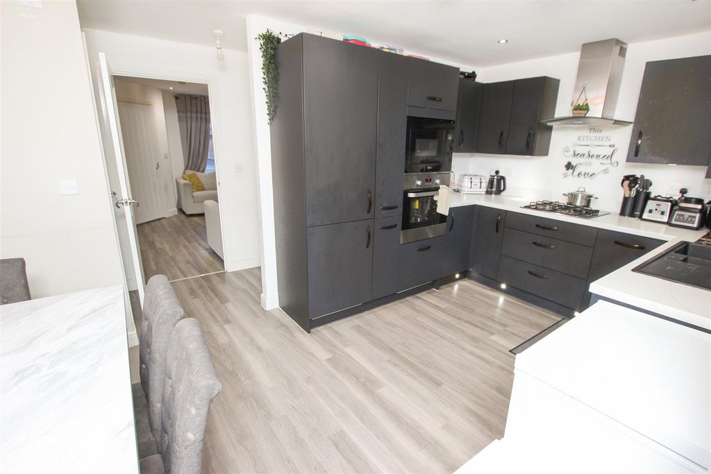 Property photo 3 of 19 Open Plan Dining Kitchen