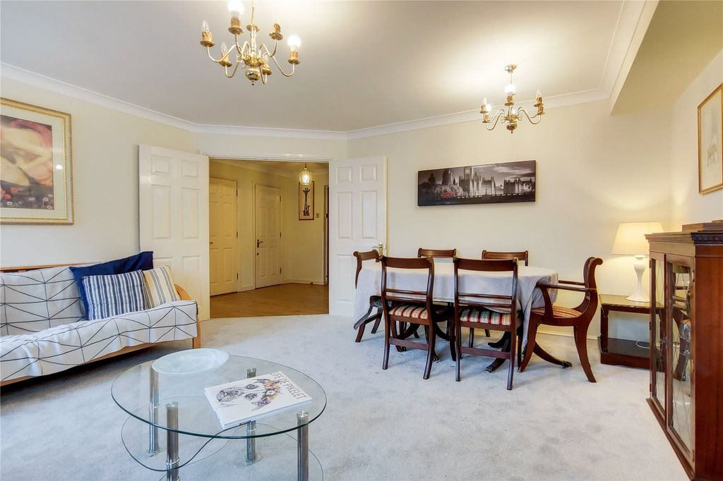Property photo 2 of 12