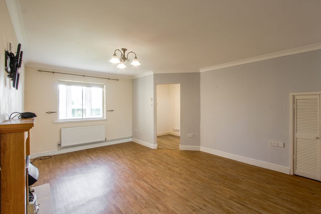 Property photo 3 of 17 Living Room B