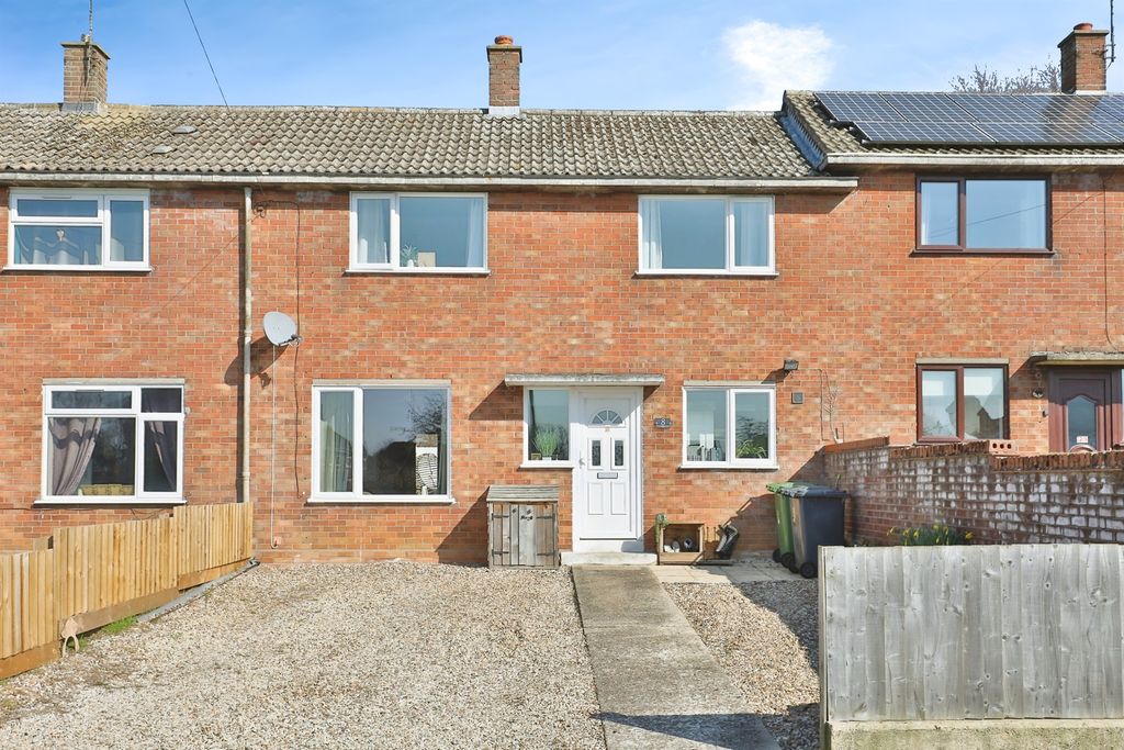 Property photo 1 of 16