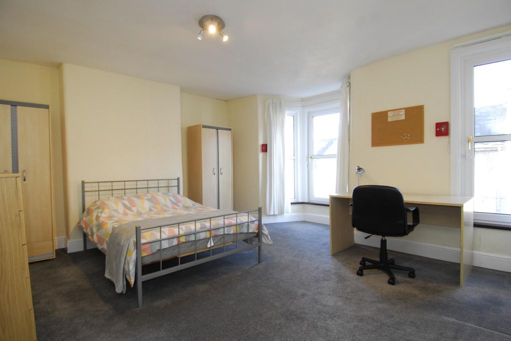 Property photo 1 of 8 7c01Ff52-32Eb-48B5-920c-2c7ce380d22A.Jpg