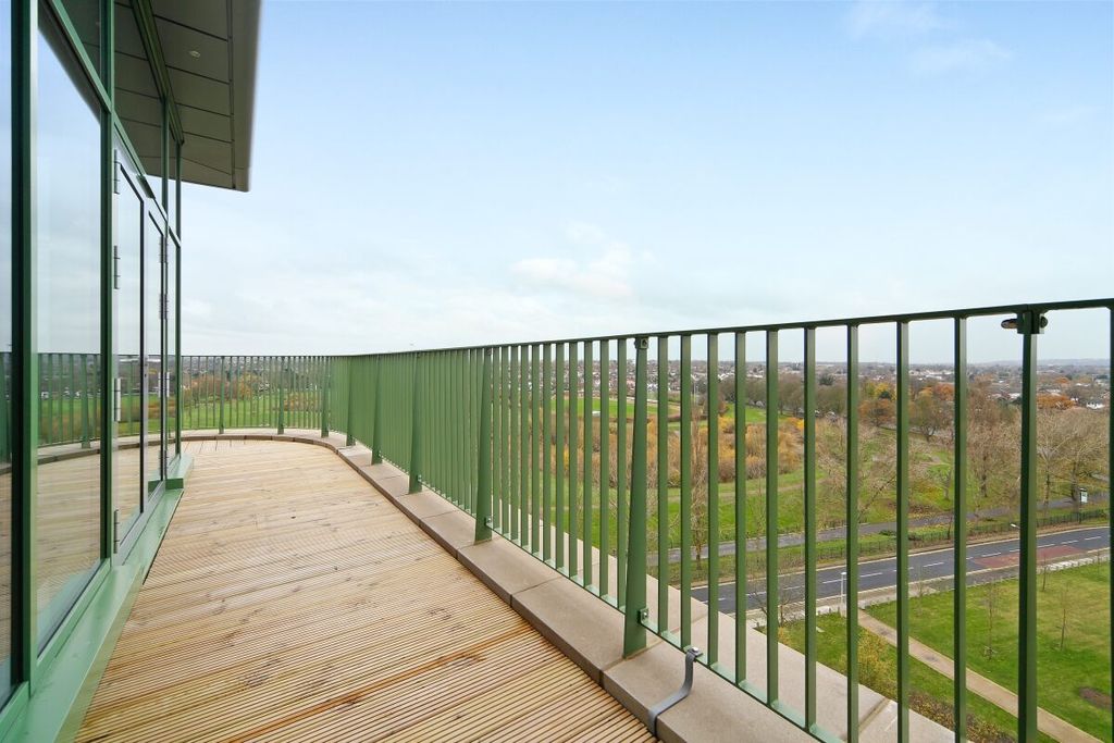 Property photo 2 of 13 __J_5456_Edited