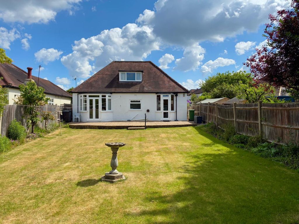 Property photo 2 of 12