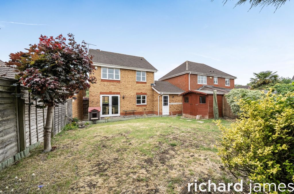 Property photo 2 of 14 Edb2Dd844B15439A94c0Cec3Bc63Cdb2
