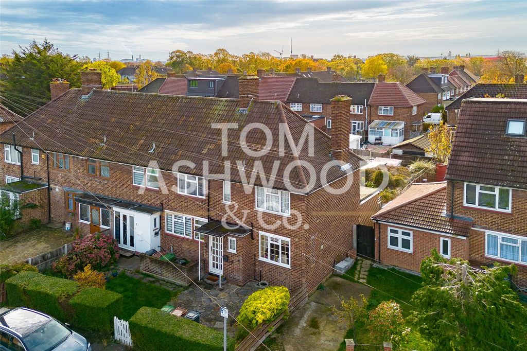 Property photo 1 of 17 Picture No. 03