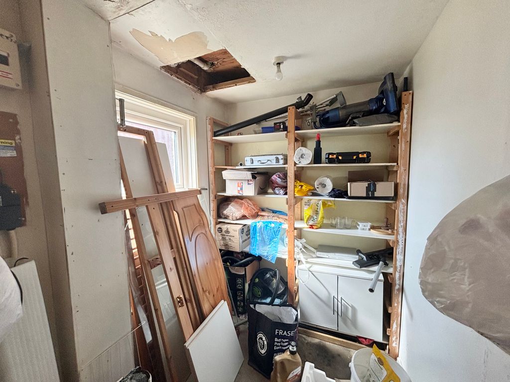 Property photo 2 of 4