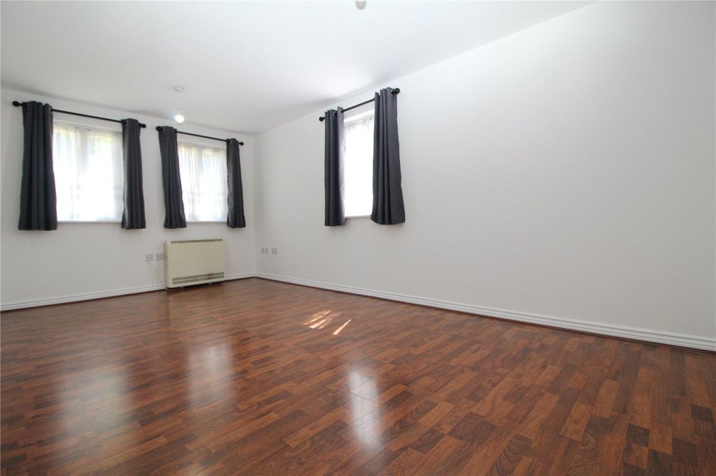 Property photo 2 of 6 Picture No. 09