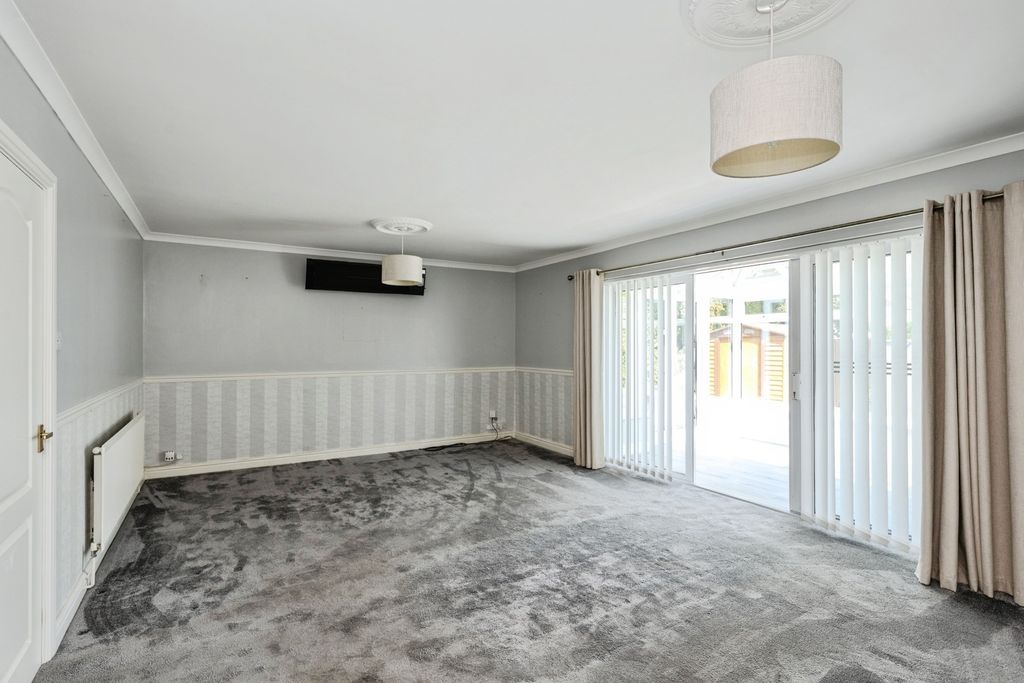 Property photo 3 of 20 Pbox-Img.Jpg