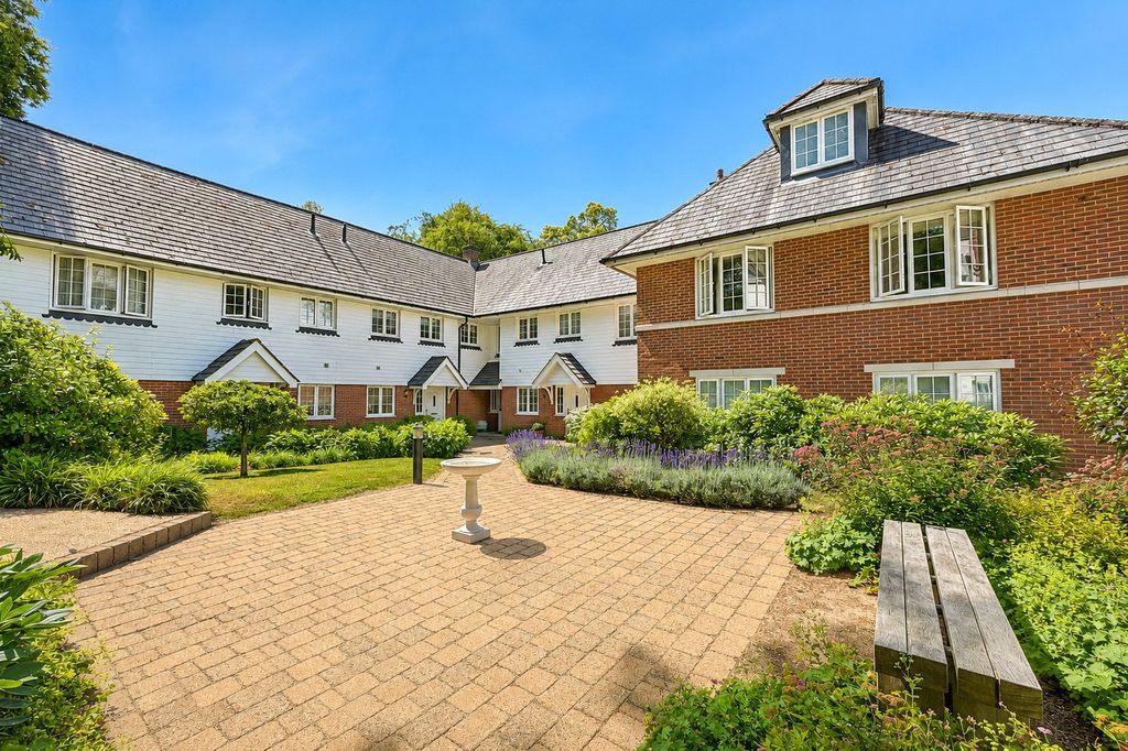 Property photo 1 of 19 Picture No. 33