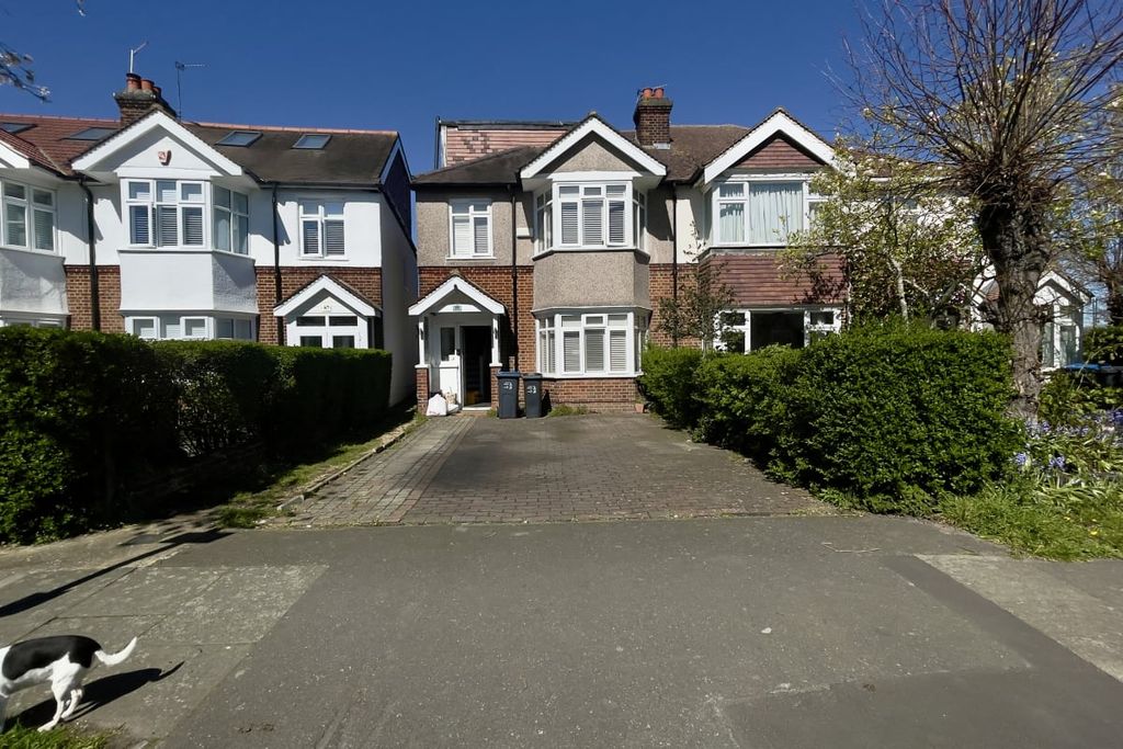 Property photo 1 of 42