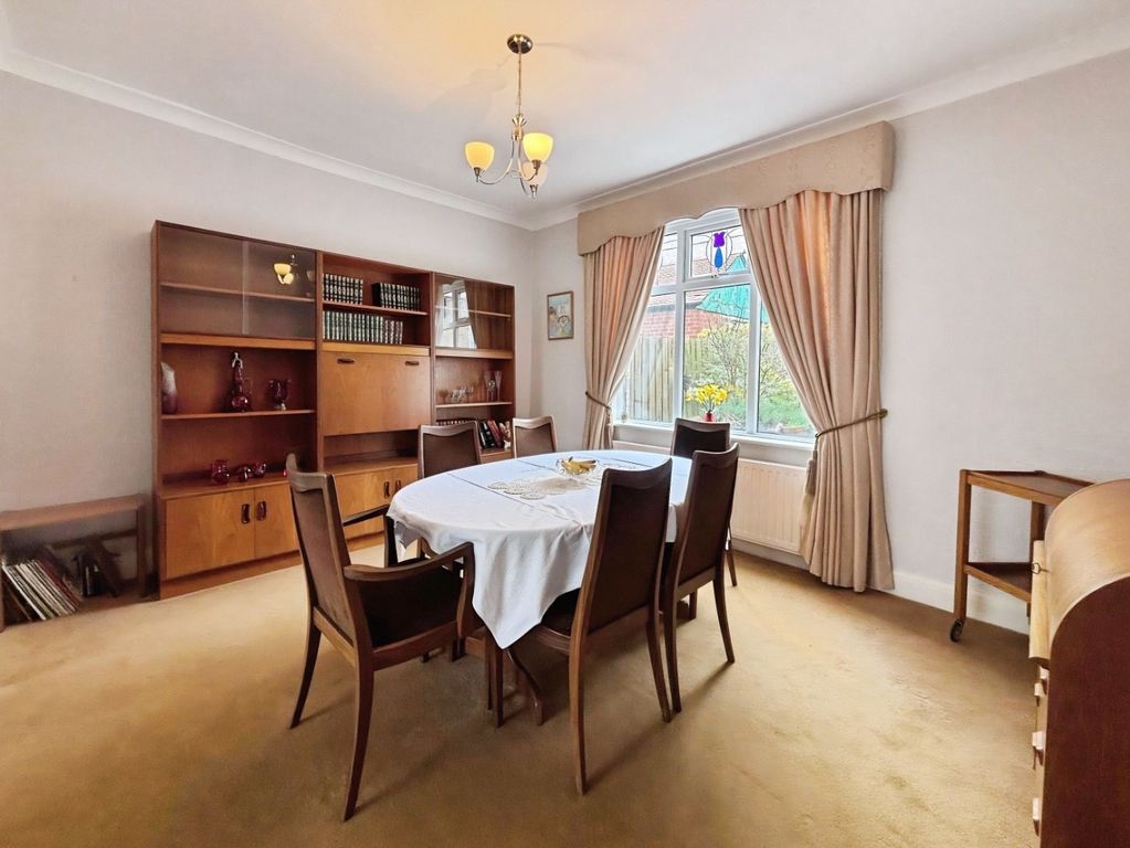 Property photo 3 of 17 4966564