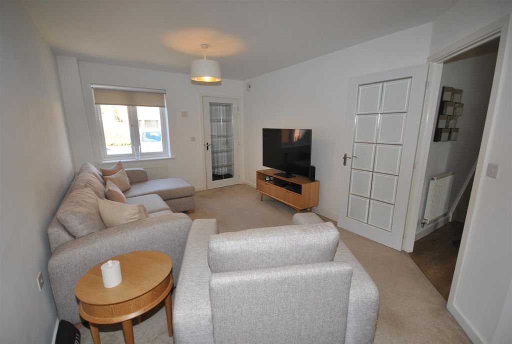 Property photo 2 of 15
