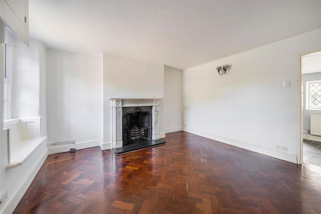 Property photo 2 of 19 1357498-6-68cd4d1393A66.Jpg