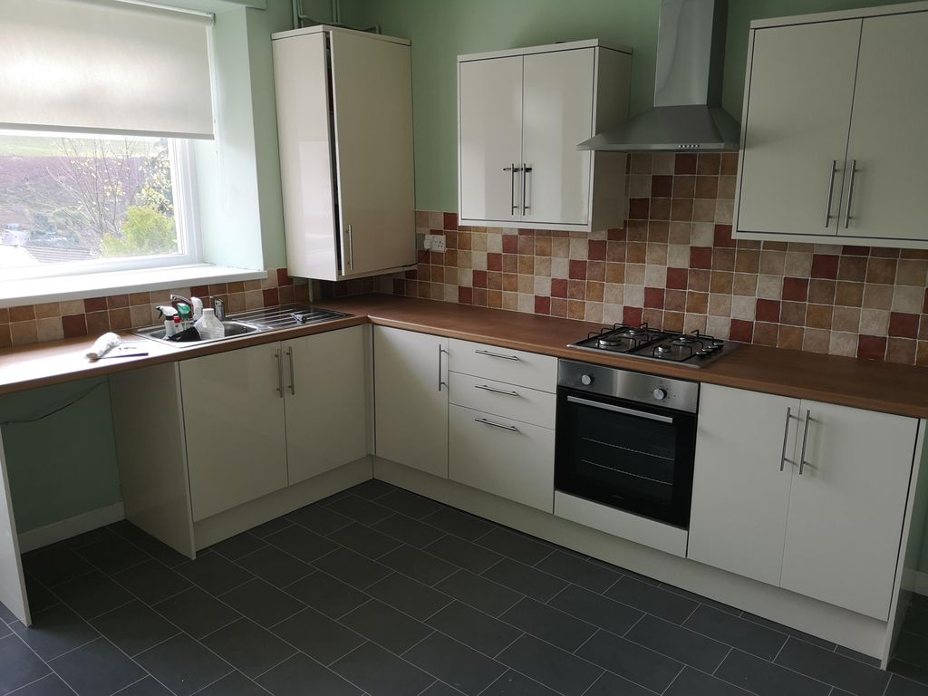 Property photo 2 of 7 Bathroom