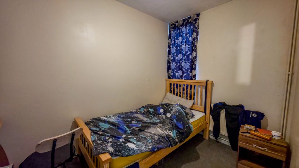 Property photo 3 of 20 20251129_132500