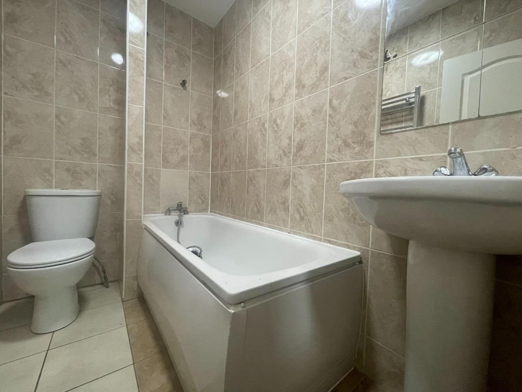 Property photo 2 of 11 Img_3985.Jpg