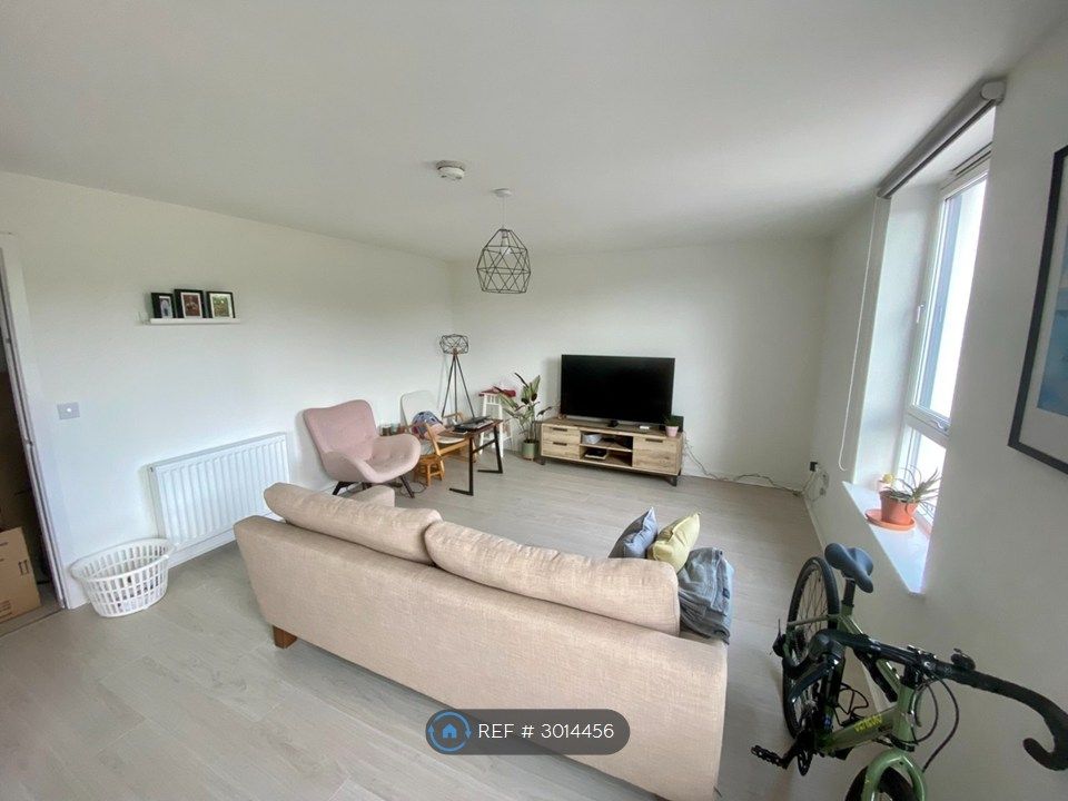 Property photo 2 of 19 Open Plan Lounge