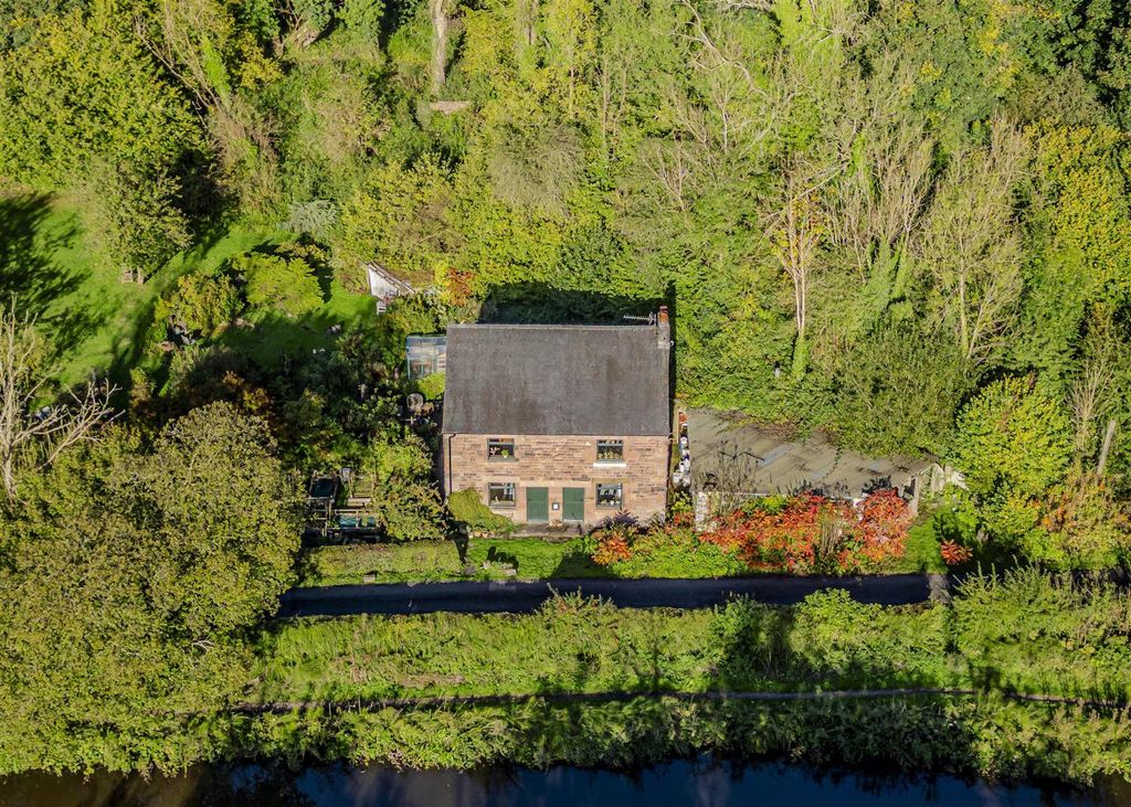 Property photo 2 of 57 Mill Cottage