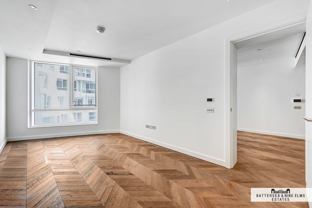Property photo 2 of 10 5106993