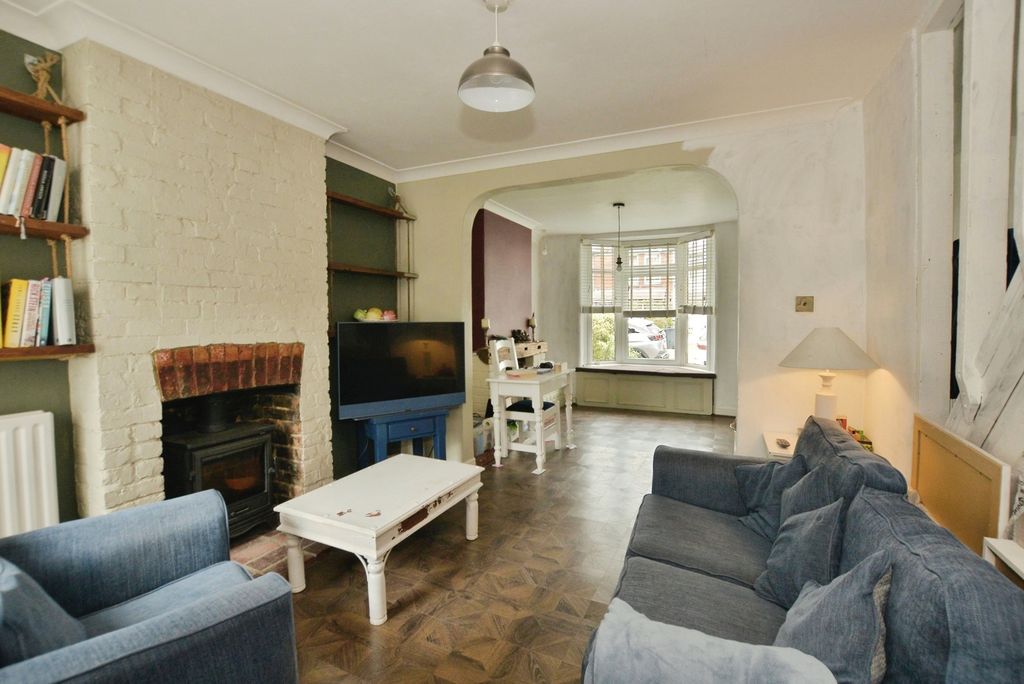 Property photo 2 of 15 Lounge Diner