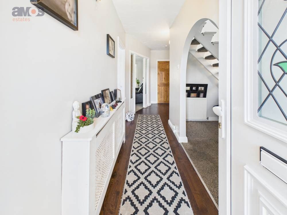 Property photo 3 of 22 4566333