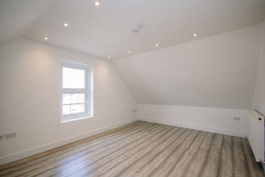 Property photo 2 of 5 Photo 2