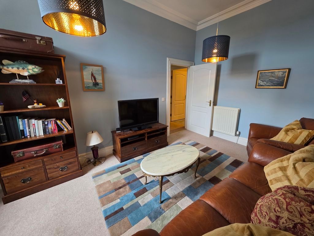 Property photo 3 of 10 Sitting Room