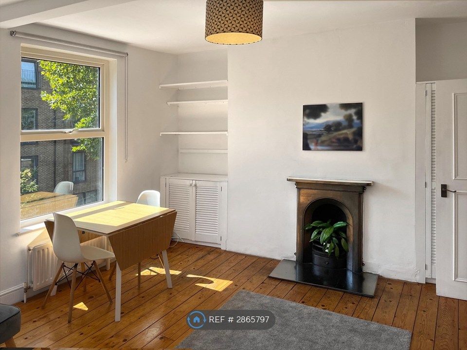 Property photo 2 of 30