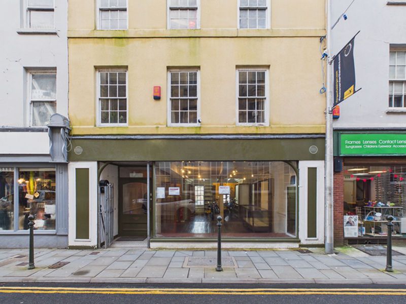 Property photo 1 of 8 Photo 6