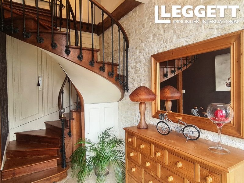 Property photo 3 of 10