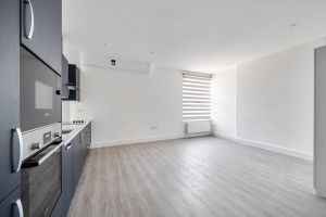 Property photo 1 of 5 3
