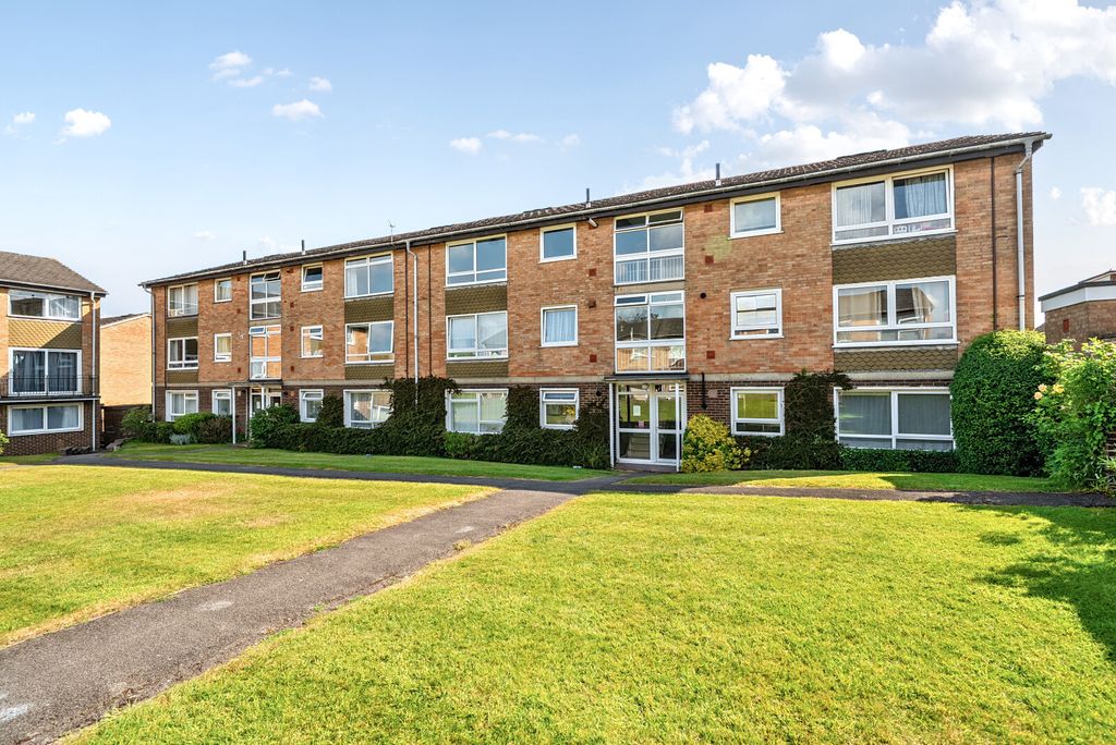 Property photo 1 of 16 1457056-3-69Fc4Eb...