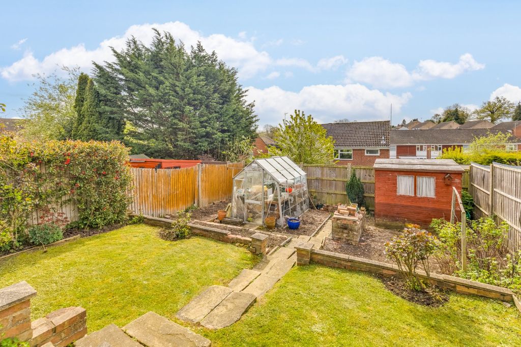 Property photo 2 of 17 Picture No. 10