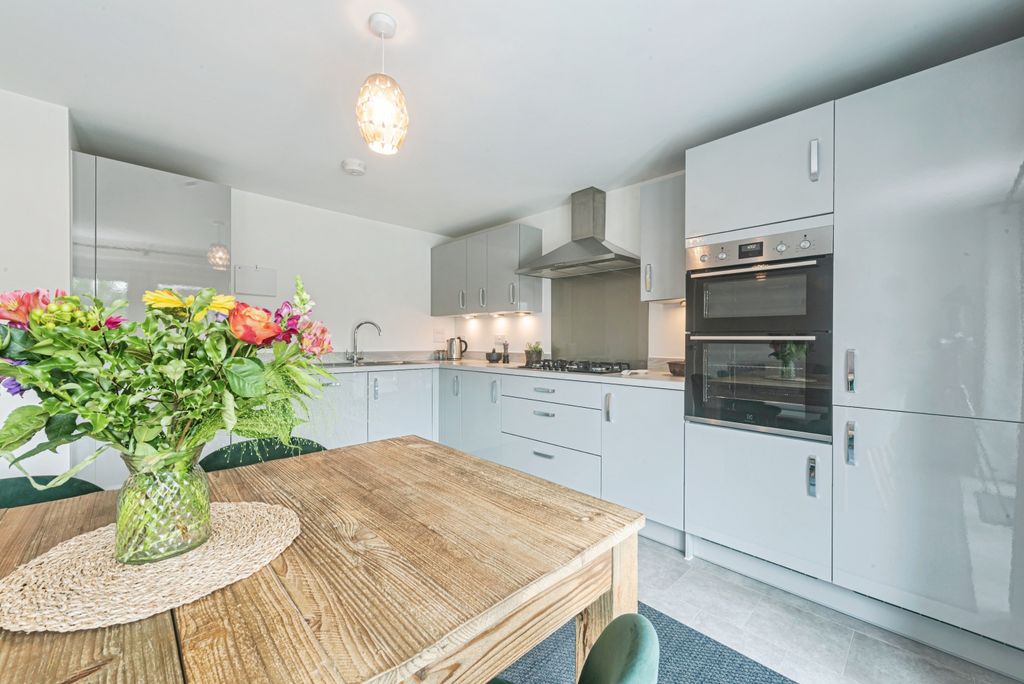 Property photo 2 of 19 Photo #2