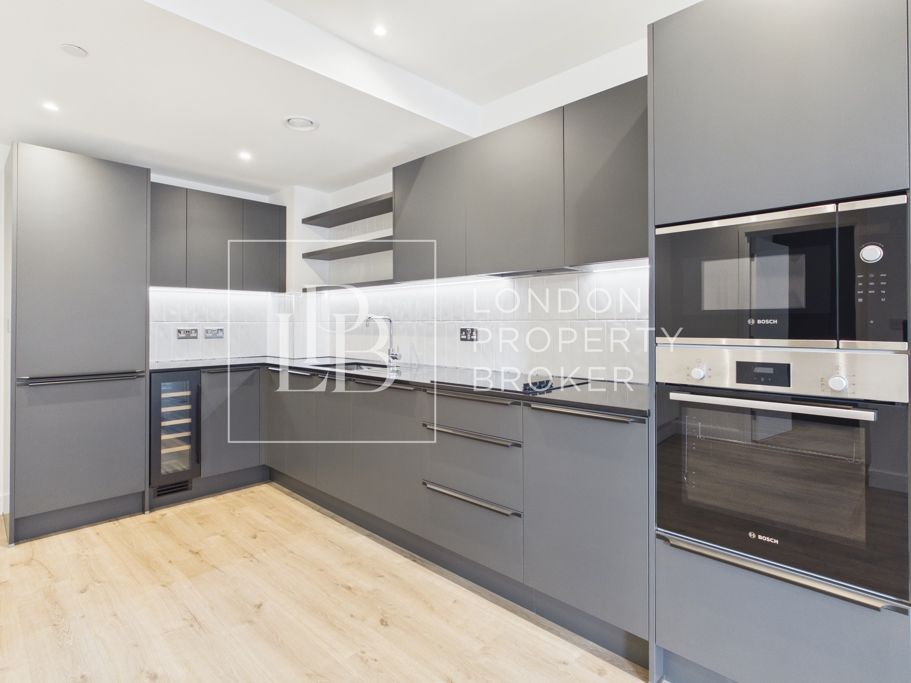 Property photo 2 of 17 Jpg