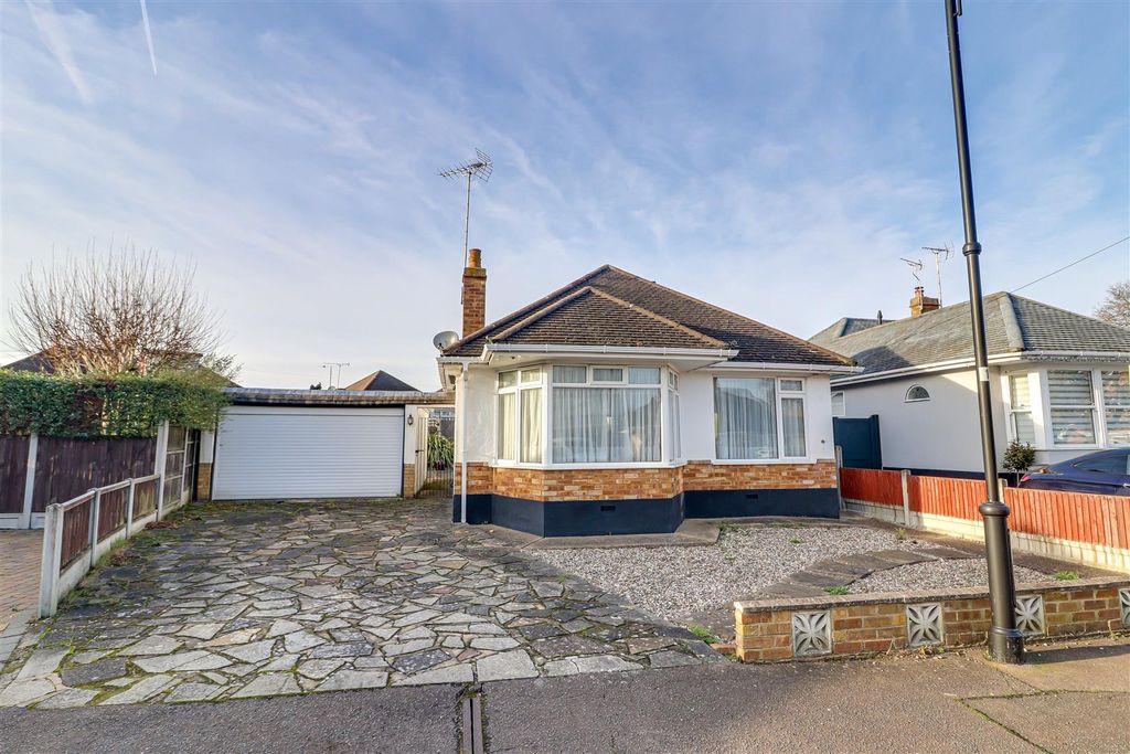 Property photo 1 of 10