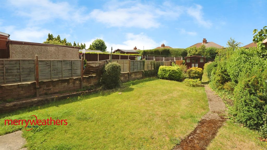 Property photo 2 of 11