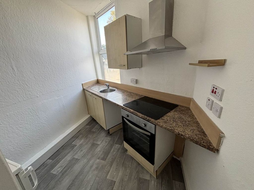 Property photo 2 of 8 Img_0068