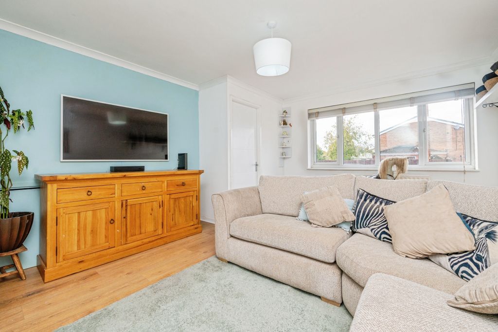Property photo 3 of 15