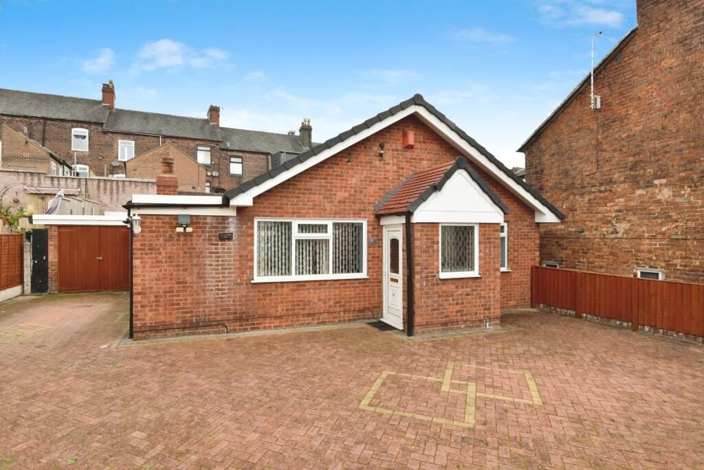 Property photo 1 of 17