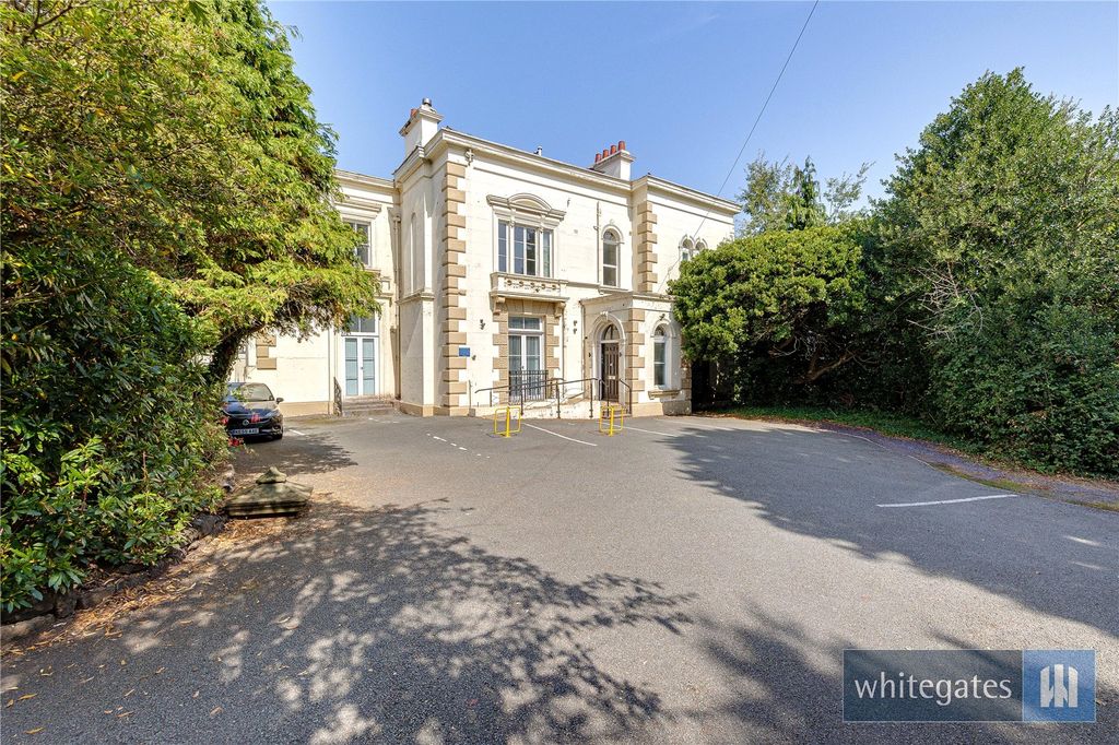 Property photo 2 of 25 Picture No. 02