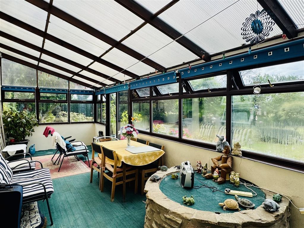 Property photo 3 of 20