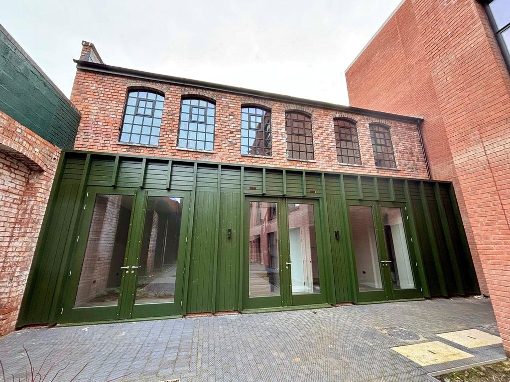 Property photo 2 of 15 Picture No. 14