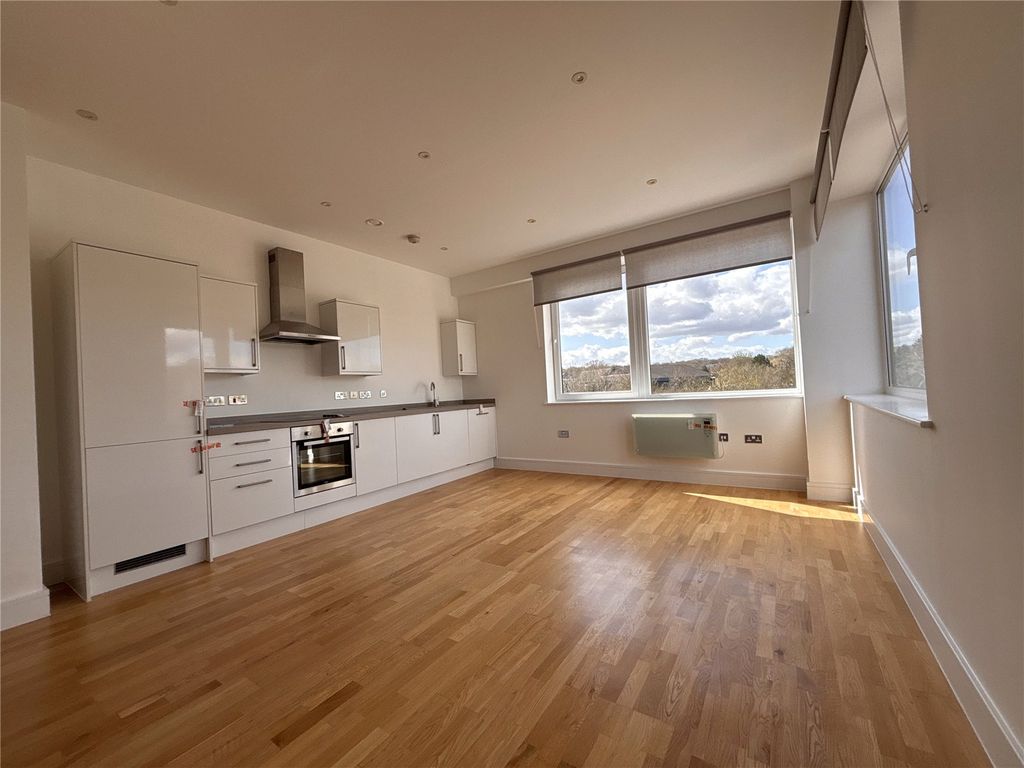 Property photo 3 of 12 Picture No. 05