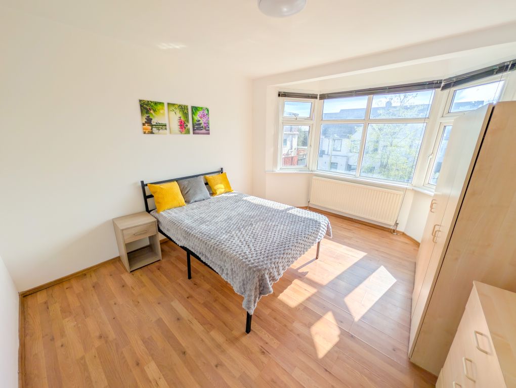 Property photo 1 of 4
