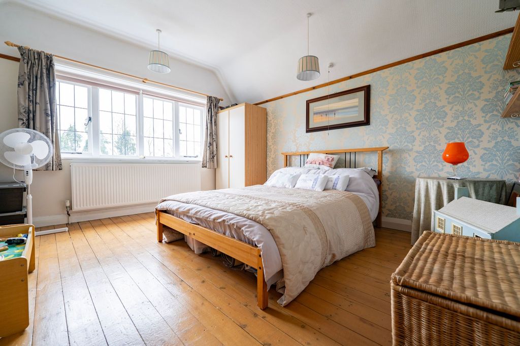 Additional image 22 of 4 bed detached house for saleField House, 184 Derby Road, Ilkeston DE7